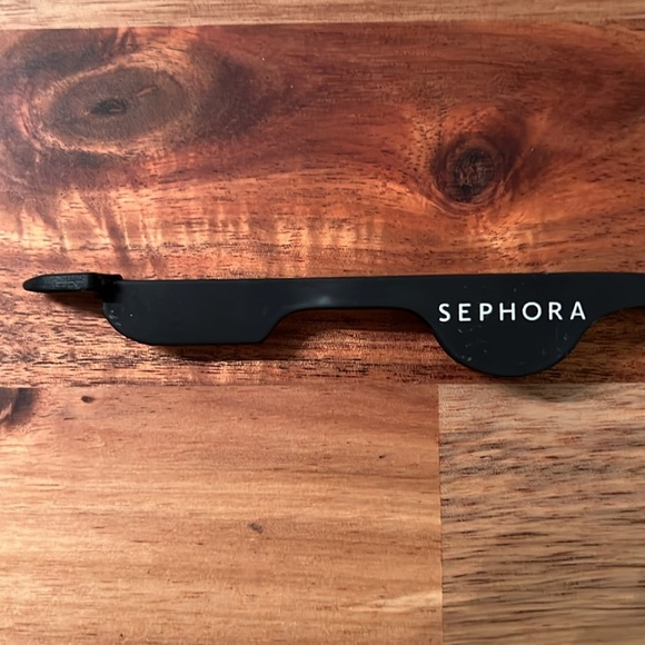 Sephora Eyelash Applicator - Picture 6 of 9